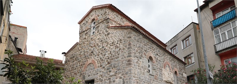 Küçük Ayvasıl St. Anna Kilisesi